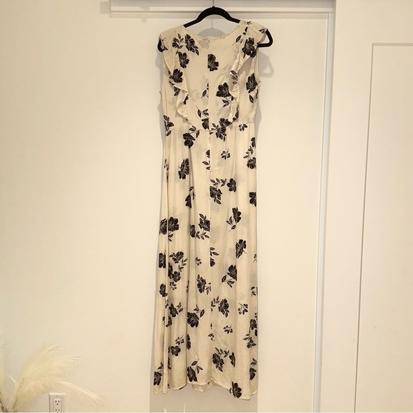 Amuse Society The Carolina Maxi Dress Tropical Floral
Pattern Ruffle Sleeve - Picture 7 of 9